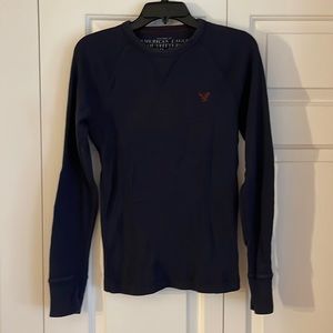 Men’s American Eagle Henley in size x-small